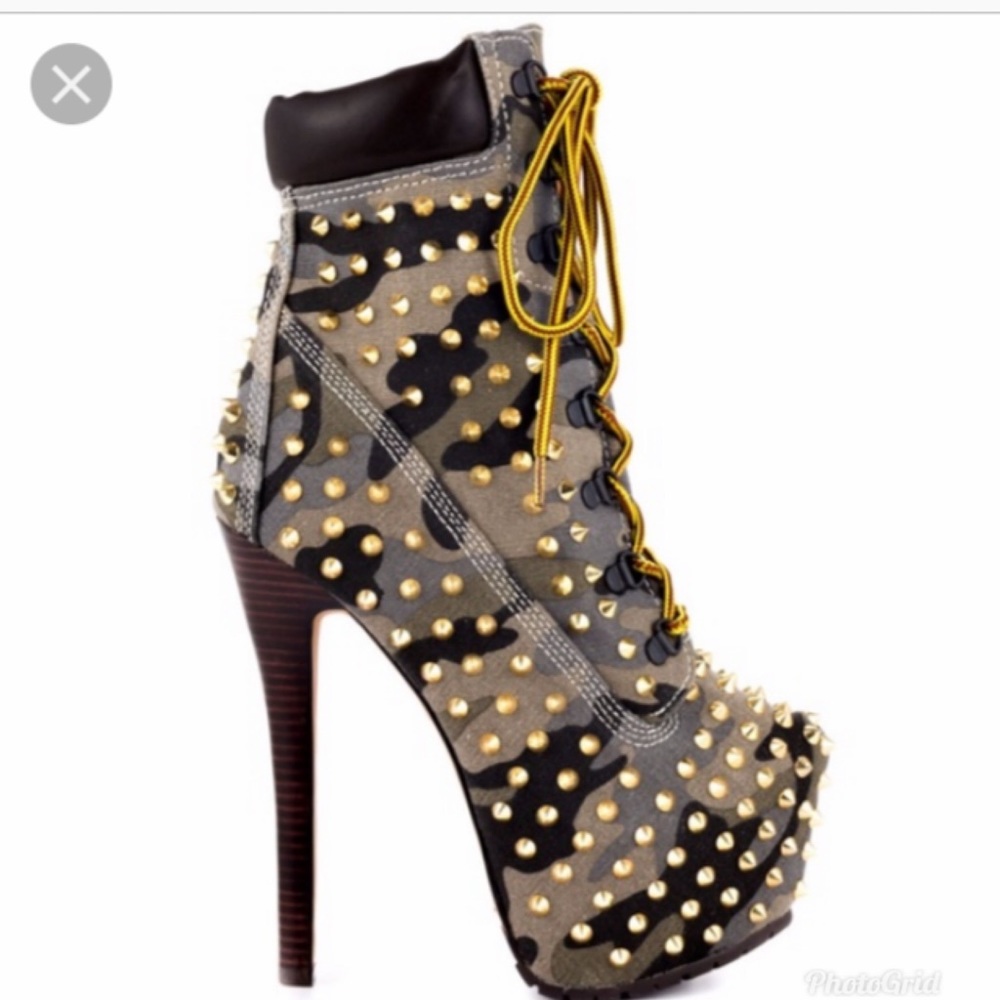 Camo zigi boots